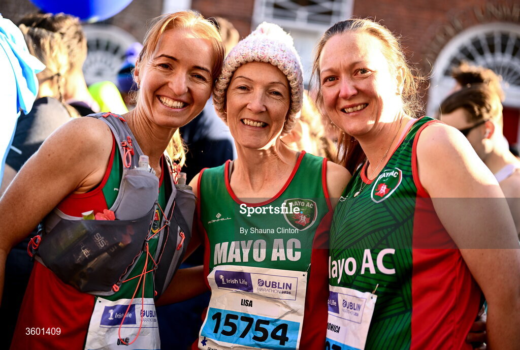 25 October 2026; Participants during the 2026 Irish Life Dublin Marathon, as thousands of runners took to the streets of Dublin for the 45th running of the event. Photo by Shauna Clinton/Sportsfile