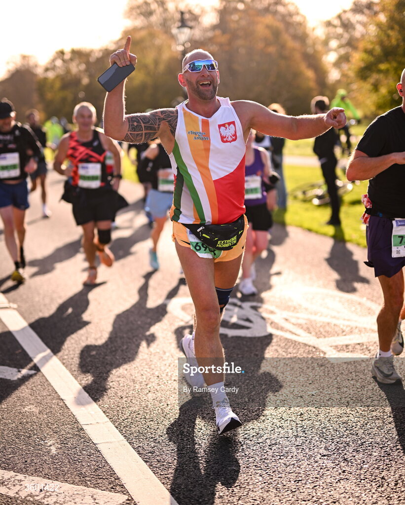 25 October 2026; Participants during the 2026 Irish Life Dublin Marathon, as thousands of runners took to the streets of Dublin for the 45th running of the event. Photo by Ramsey Cardy/Sportsfile