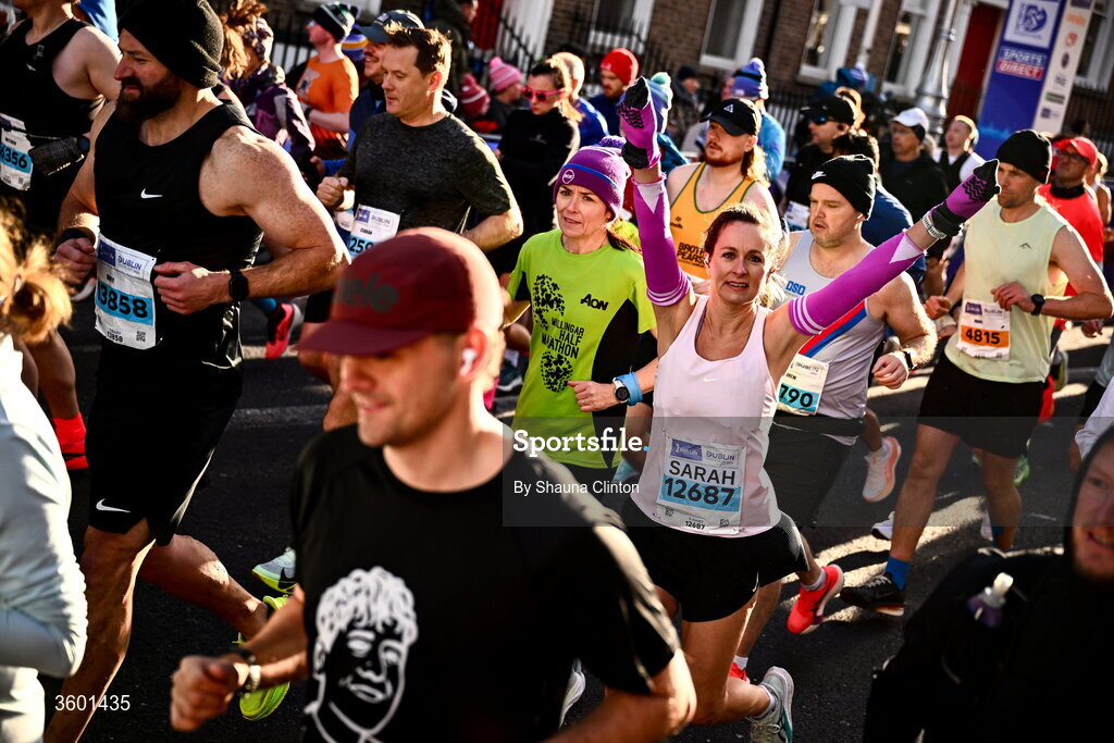 25 October 2026; Participants during the 2026 Irish Life Dublin Marathon, as thousands of runners took to the streets of Dublin for the 45th running of the event. Photo by Shauna Clinton/Sportsfile