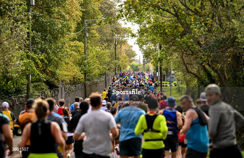 25 October 2026; Participants during the 2026 Irish Life Dublin Marathon, as thousands of runners took to the streets of Dublin for the 45th running of the event. Photo by Ramsey Cardy/Sportsfile
