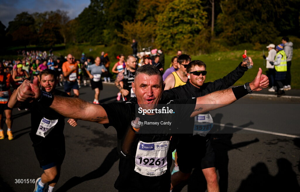 25 October 2026; Participants during the 2026 Irish Life Dublin Marathon, as thousands of runners took to the streets of Dublin for the 45th running of the event. Photo by Ramsey Cardy/Sportsfile
