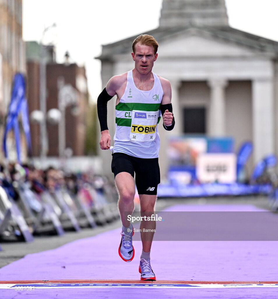 25 October 2026; Sean Tobin of Ireland during the 2026 Irish Life Dublin Marathon, as thousands of runners took to the streets of Dublin for the 45th running of the event. Photo by Sam Barnes/Sportsfile