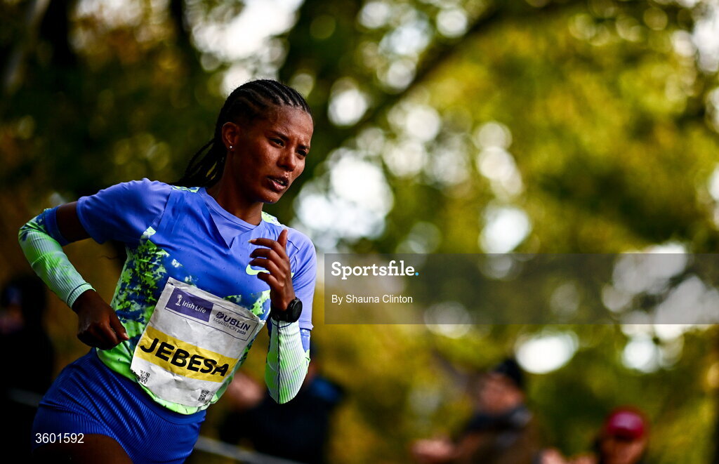 25 October 2026; Zenebu Fikdau Jebesa of Ethiopia during the 2026 Irish Life Dublin Marathon, as thousands of runners took to the streets of Dublin for the 45th running of the event. Photo by Shauna Clinton/Sportsfile