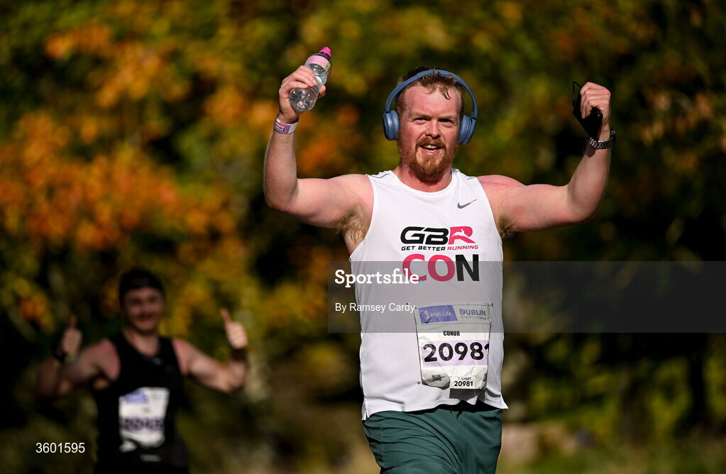 25 October 2026; Conor Byrne during the 2026 Irish Life Dublin Marathon, as thousands of runners took to the streets of Dublin for the 45th running of the event. Photo by Ramsey Cardy/Sportsfile