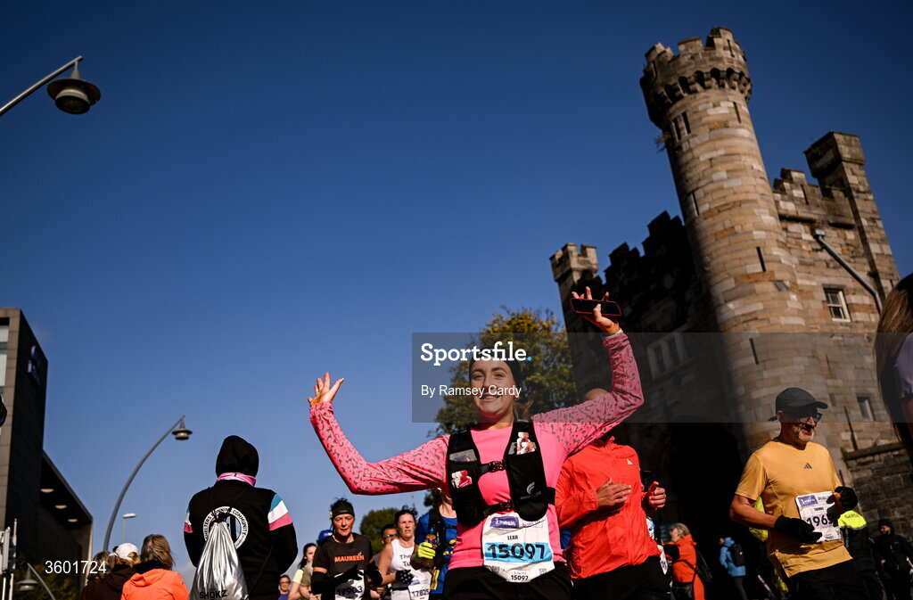 25 October 2026; Participants during the 2026 Irish Life Dublin Marathon, as thousands of runners took to the streets of Dublin for the 45th running of the event. Photo by Ramsey Cardy/Sportsfile