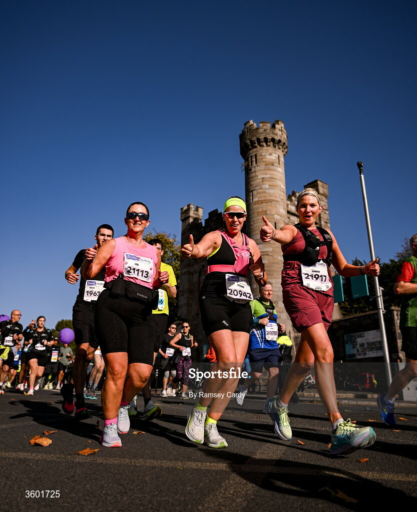 25 October 2026; Participants during the 2026 Irish Life Dublin Marathon, as thousands of runners took to the streets of Dublin for the 45th running of the event. Photo by Ramsey Cardy/Sportsfile