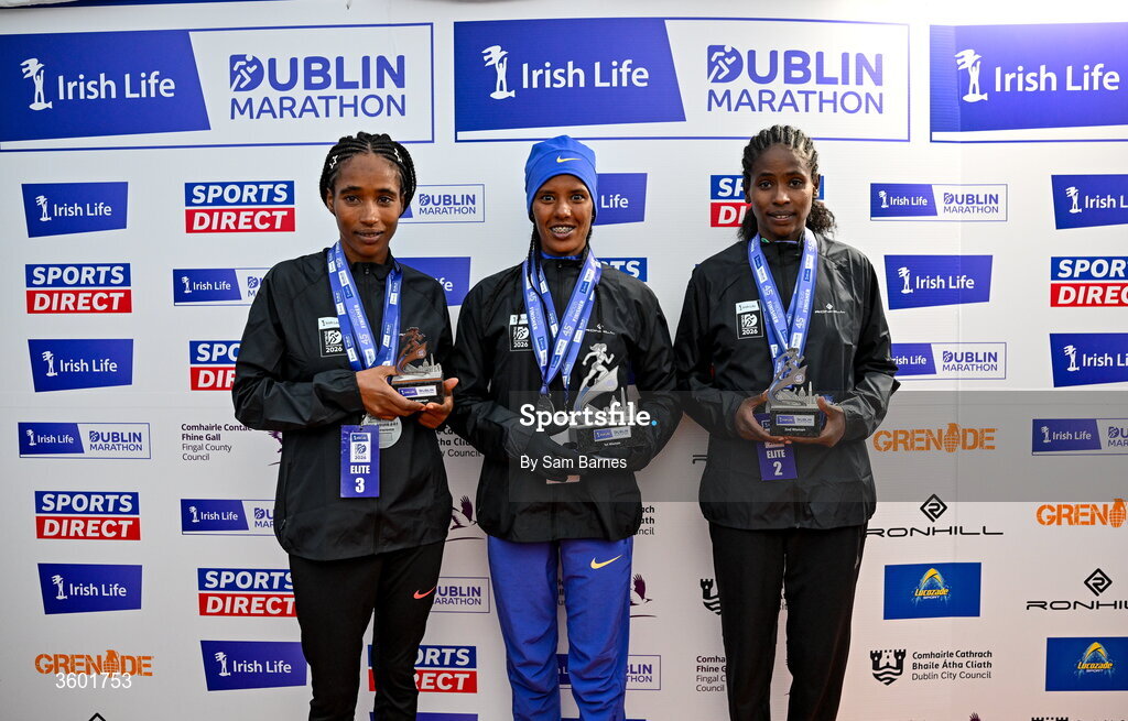 25 October 2026; Women's overall top 3, from left, second place Tenebeb Nega Aynalem, winner Zenebu Fikdau Jebesa of Ethiopia and third place Sechele Dalasa Adugna during the 2026 Irish Life Dublin Marathon, as thousands of runners took to the streets of Dublin for the 45th running of the event. Photo by Sam Barnes/Sportsfile