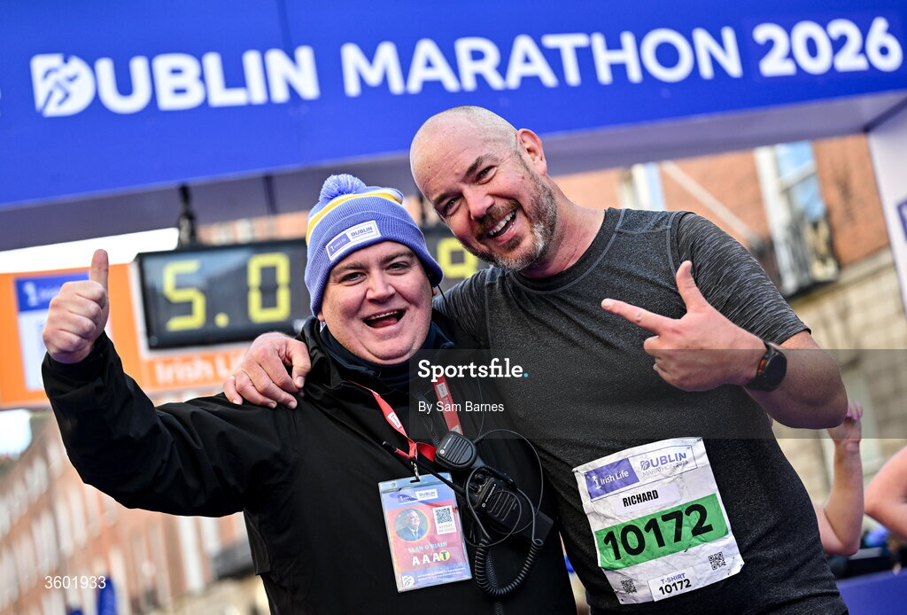 25 October 2026; Dublin Marathon Group Chief Executive Seán Ó Riain, left, and Richard Ferris after the 2026 Irish Life Dublin Marathon, as thousands of runners took to the streets of Dublin for the 45th running of the event. Photo by Sam Barnes/Sportsfile