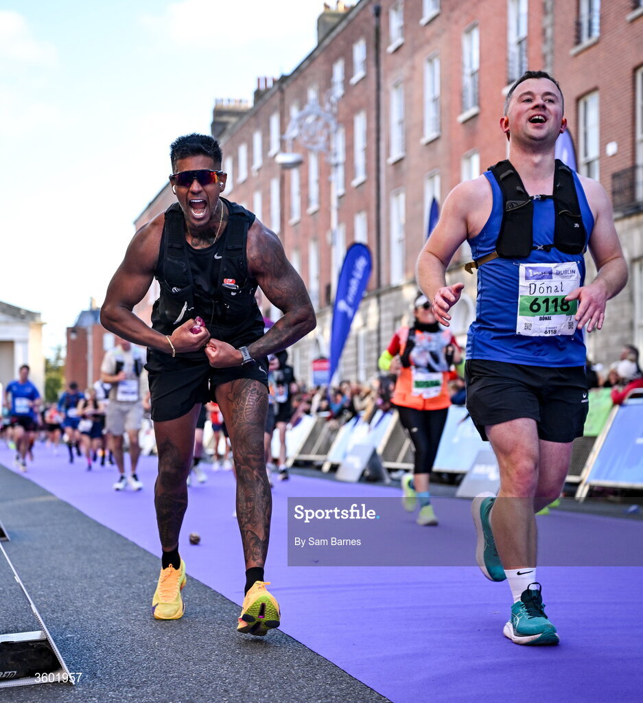 25 October 2026; Participants during the 2026 Irish Life Dublin Marathon, as thousands of runners took to the streets of Dublin for the 45th running of the event. Photo by Sam Barnes/Sportsfile