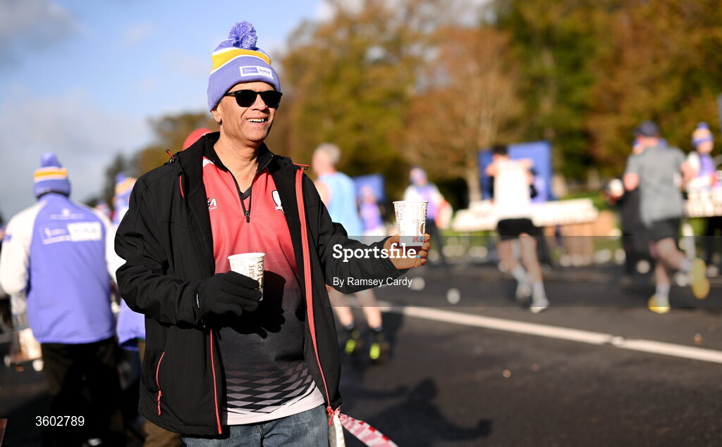 25 October 2026; Water station during the 2026 Irish Life Dublin Marathon, as thousands of runners took to the streets of Dublin for the 45th running of the event. Photo by Ramsey Cardy/Sportsfile *** NO REPRODUCTION FEE ***