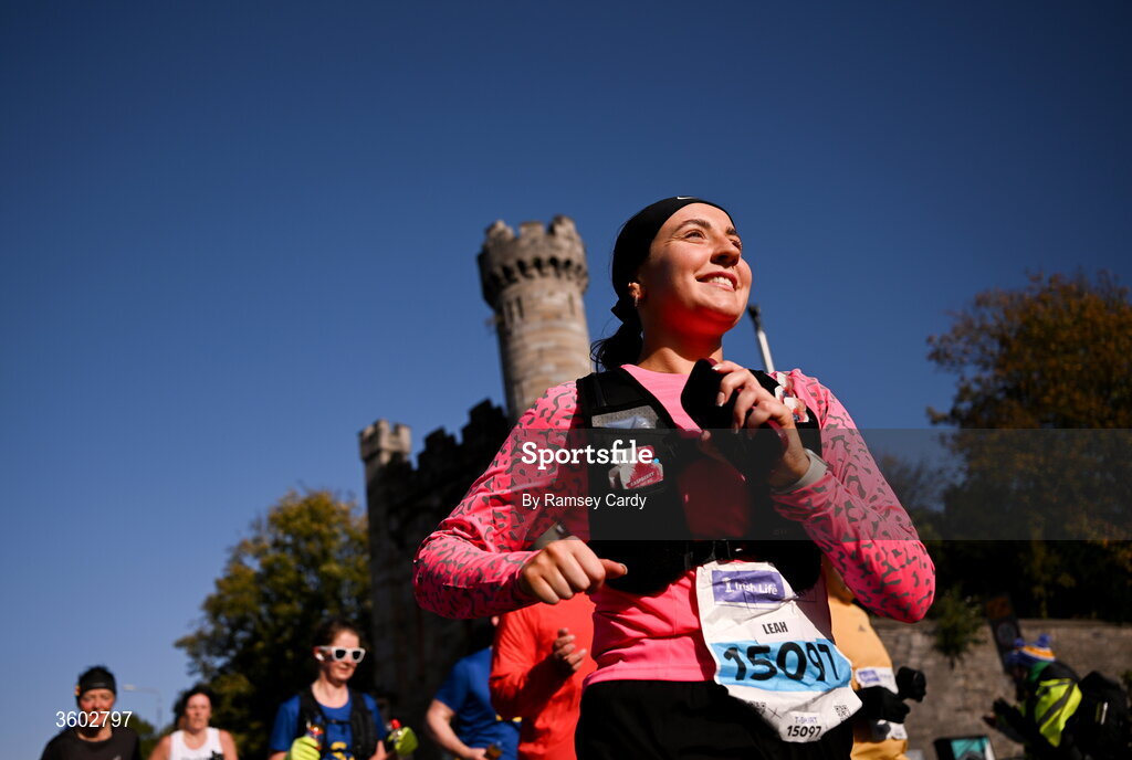 25 October 2026; Leah McCabe during the 2026 Irish Life Dublin Marathon, as thousands of runners took to the streets of Dublin for the 45th running of the event. Photo by Ramsey Cardy/Sportsfile *** NO REPRODUCTION FEE ***