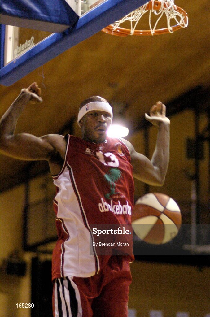30 January 2005; Roy Smallwood, Abrakebabra Tigers, Tralee, after dunking against Roma St Vincent's. National Cup, Senior Men's Final, Abrakebabra Tigers, Tralee v Roma St Vincent's, ESB Arena, Tallaght, Dublin. Picture credit; Brendan Moran / SPORTSFILE