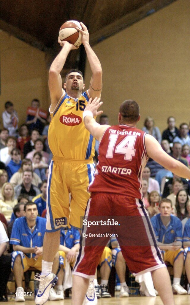 30 January 2005; Mike Trimmer, Roma St Vincent's, in action against Micheal Quirke, Abrakebabra Tigers, Tralee. National Cup, Senior Men's Final, Abrakebabra Tigers, Tralee v Roma St Vincent's, ESB Arena, Tallaght, Dublin. Picture credit; Brendan Moran / SPORTSFILE