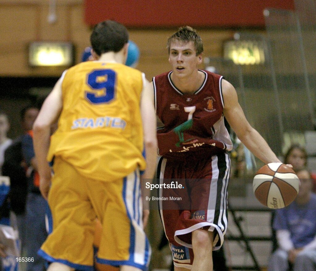 30 January 2005; Chris Craig, Abrakebabra Tigers, Tralee, in action against Emmet Donnelly, Roma St Vincent's. National Cup, Senior Men's Final, Abrakebabra Tigers, Tralee v Roma St Vincent's, ESB Arena, Tallaght, Dublin. Picture credit; Brendan Moran / SPORTSFILE