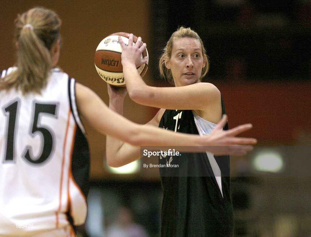 28 January 2005; Dara Barrett, Mustang Sally's St. Paul's, in action against Gillian Ennis, Dart Killester. National Cup, Senior Women's Semi-Final, Mustang Sally's St. Paul's, Killarney v Dart Killester, ESB Arena, Tallaght, Dublin. Picture credit; Brendan Moran / SPORTSFILE