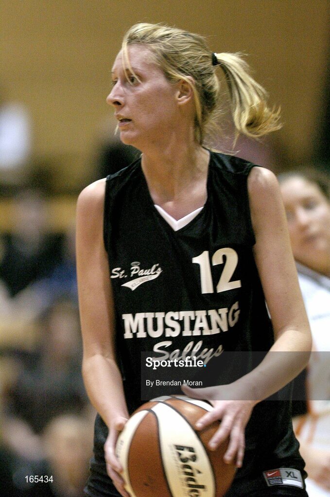 28 January 2005; Dara Barrett, Mustang Sally's St. Paul's. National Cup, Senior Women's Semi-Final, Mustang Sally's St. Paul's, Killarney v Dart Killester, ESB Arena, Tallaght, Dublin. Picture credit; Brendan Moran / SPORTSFILE