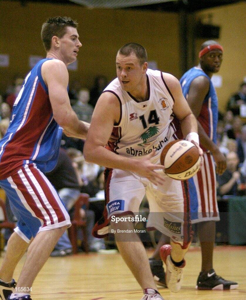 29 January 2005; Micheal Quirke, Abrakebabra Tigers, Tralee, in action against Damian Matacz, Mardyke UCC Demons. National Cup, Senior Men's Semi-Final, Mardyke UCC Demons v Abrakebabra Tigers, Tralee, ESB Arena, Tallaght, Dublin. Picture credit; Brendan Moran / SPORTSFILE