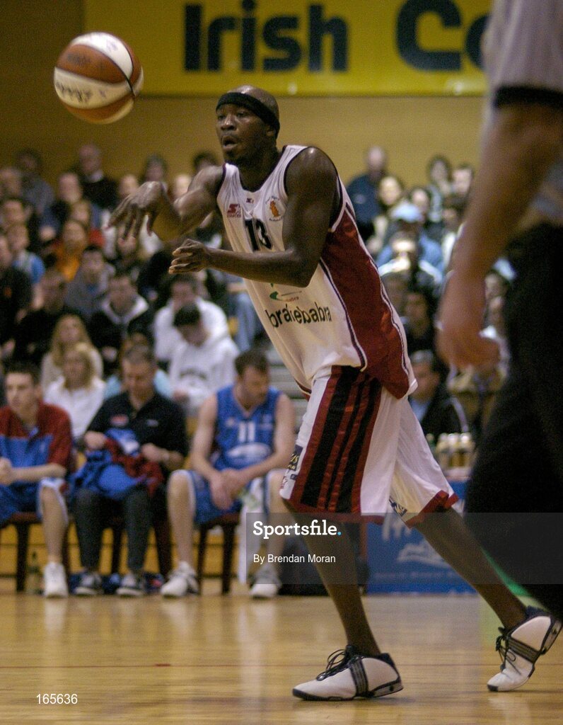 29 January 2005; Roy Smallwood, Abrakebabra Tigers, Tralee. National Cup, Senior Men's Semi-Final, Mardyke UCC Demons v Abrakebabra Tigers, Tralee, ESB Arena, Tallaght, Dublin. Picture credit; Brendan Moran / SPORTSFILE