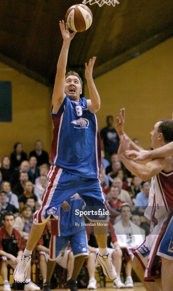 29 January 2005; Shane Coughlan, Mardyke UCC Demons, in action against Abrakebabra Tigers, Tralee. National Cup, Senior Men's Semi-Final, Mardyke UCC Demons v Abrakebabra Tigers, Tralee, ESB Arena, Tallaght, Dublin. Picture credit; Brendan Moran / SPORTSFILE