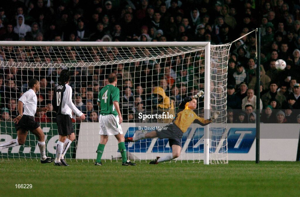 9 February 2005; Shay Given, Republic of Ireland, makes a save during the first half. International Friendly, Republic of Ireland v Portugal, Lansdowne Road, Dublin. Picture credit; David Maher / SPORTSFILE