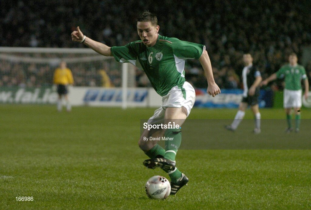 9 February 2005; Matt Holland, Republic of Ireland. International Friendly, Republic of Ireland v Portugal, Lansdowne Road, Dublin. Picture credit; David Maher / SPORTSFILE