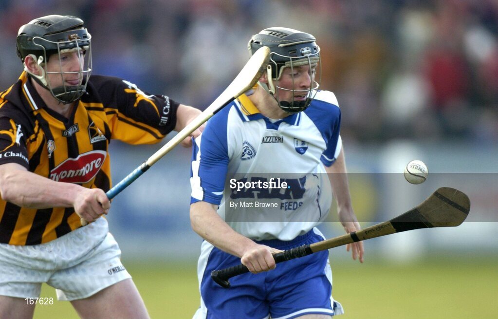 20 February 2005; Paul O'Brien, Waterford, in action against John Tennyson, Kilkenny. 2005 Allianz National Hurling League, Division 1A, Waterford v Kilkenny, Walsh Park, Waterford. Picture credit; Matt Browne / SPORTSFILE