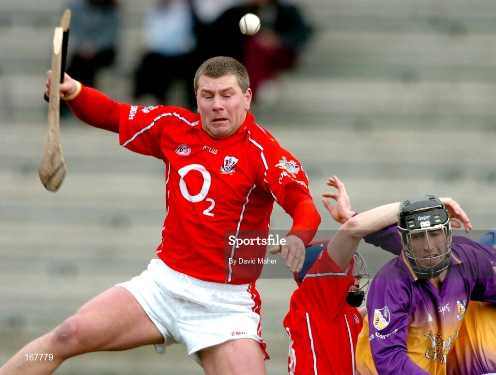 27 February 2005; Diarmuid O'Sullivan, Cork, in action against Willie Doran, Wexford. Allianz National Hurling League, Division 1B, Wexford v Cork, Wexford Park, Wexford. Picture credit; David Maher / SPORTSFILE