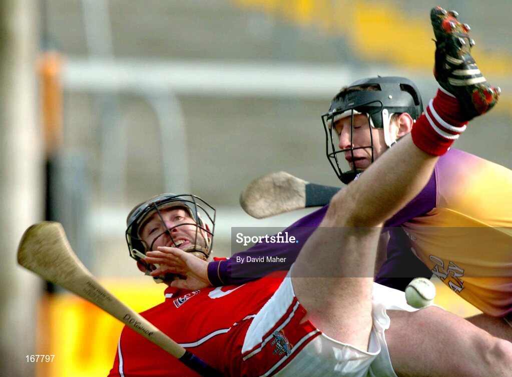 27 February 2005; Brian Corcoran, Cork, in action against David O'Connor, Wexford. Allianz National Hurling League, Division 1B, Wexford v Cork, Wexford Park, Wexford. Picture credit; David Maher / SPORTSFILE