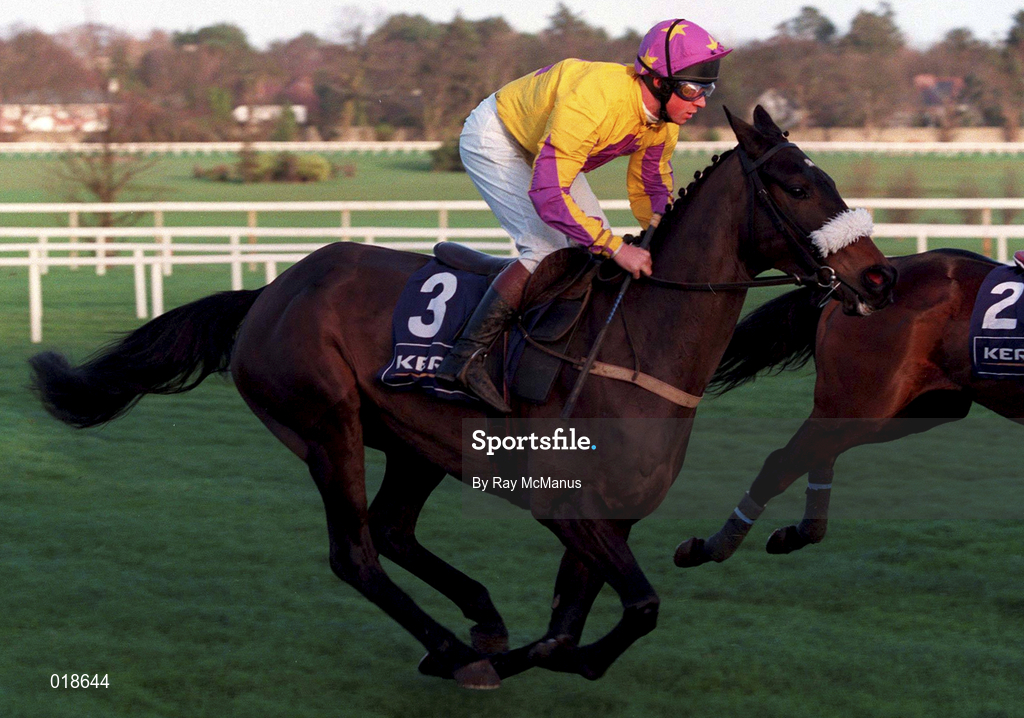 26 December 1998; Amberleigh House, with Garrett Cotter up, at Leopardstown Racecourse in Dublin. Photo by Ray McManus/Sportsfile