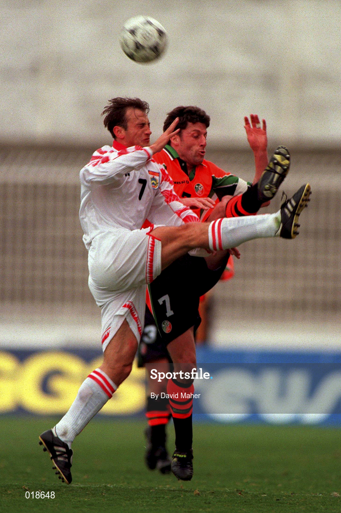 2 April 1997; Andy Townsend of Republic of Ireland in action against Gosev Vlatko of Macedonia during the FIFA World Cup Group 8 Qualifying match between FYR Macedonia and Republic of Ireland at the City Stadium in Skopje, Macedonia. Photo by David Maher/Sportsfile