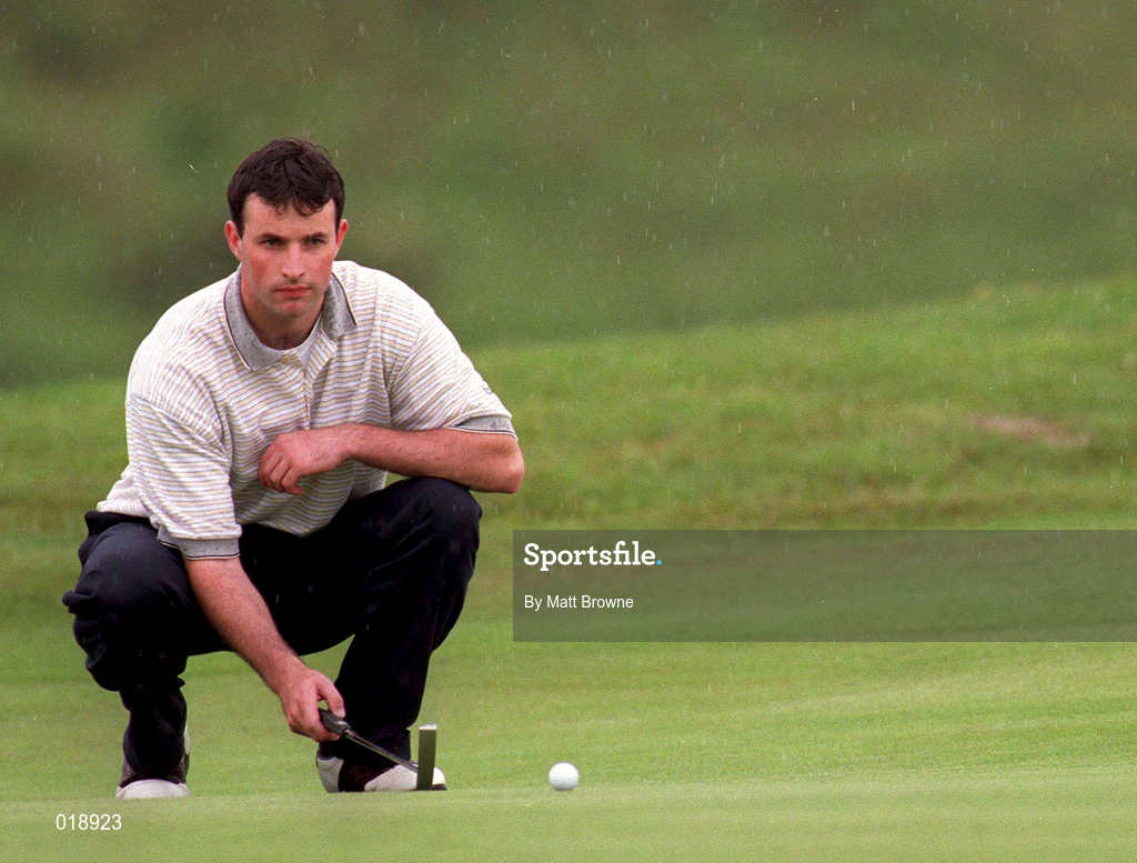 13 June 1998; Chris Moriarty lines up a putt on the 18th during the Irish Amateur Close Golf Championship, sponsored by Bank of Ireland, at The Island Golf Club in Donabate, Dublin. Photo by Matt Browne/Sportsfile