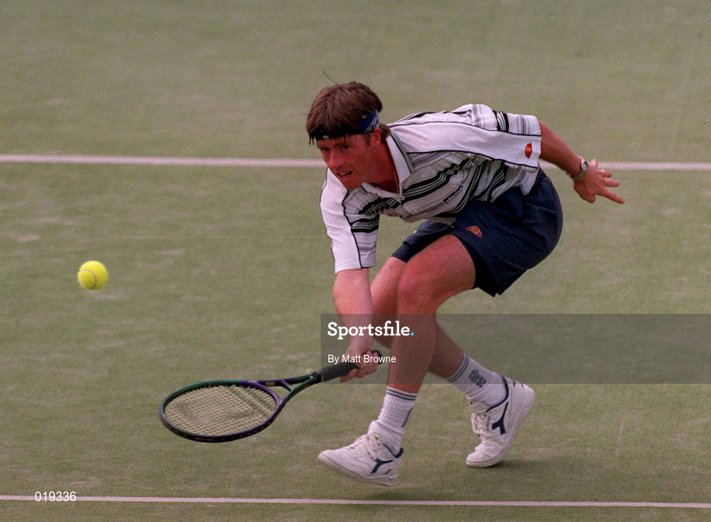 5 June 1998; Owen Casey in action during his Men's Singles Quarter-Final match again Michael Hill during the ITF Futures Event at Riverview Tennis Club in Clonskeagh, Dublin. Photo by Matt Browne/Sportsfile