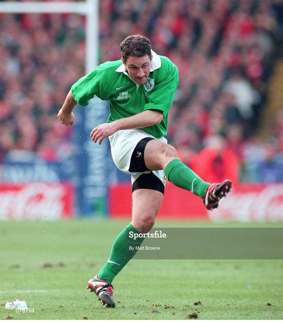 20 February 1999; David Humphreys, Ireland. Five Nations Rugby Championship, Ireland v Wales, Wembley Stadium, London, England. Picture credit: Matt Browne / SPORTSFILE