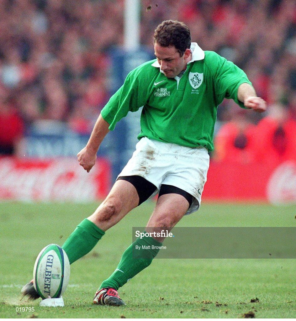20 February 1999; David Humphreys, Ireland. Five Nations Rugby Championship, Ireland v Wales, Wembley Stadium, London, England. Picture credit: Matt Browne / SPORTSFILE