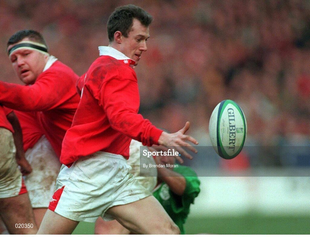 20 February 1999; Robert Howley, Wales. Five Nations Rugby Championship, Ireland v Wales, Wembley Stadium, London, England. Picture credit: Brendan Moran / SPORTSFILE