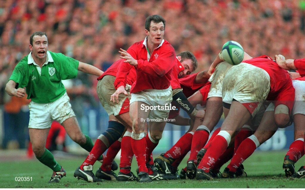 20 February 1999; Rob Howley, Wales. Five Nations Rugby Championship, Ireland v Wales, Wembley Stadium, London, England. Picture credit: Brendan Moran / SPORTSFILE