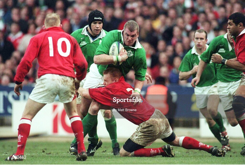 20 February 1999; Victor Costello, Ireland, is tackled by Martyn Williams, Wales. Five Nations Rugby Championship, Ireland v Wales, Wembley Stadium, London, England. Picture credit: Matt Browne / SPORTSFILE
