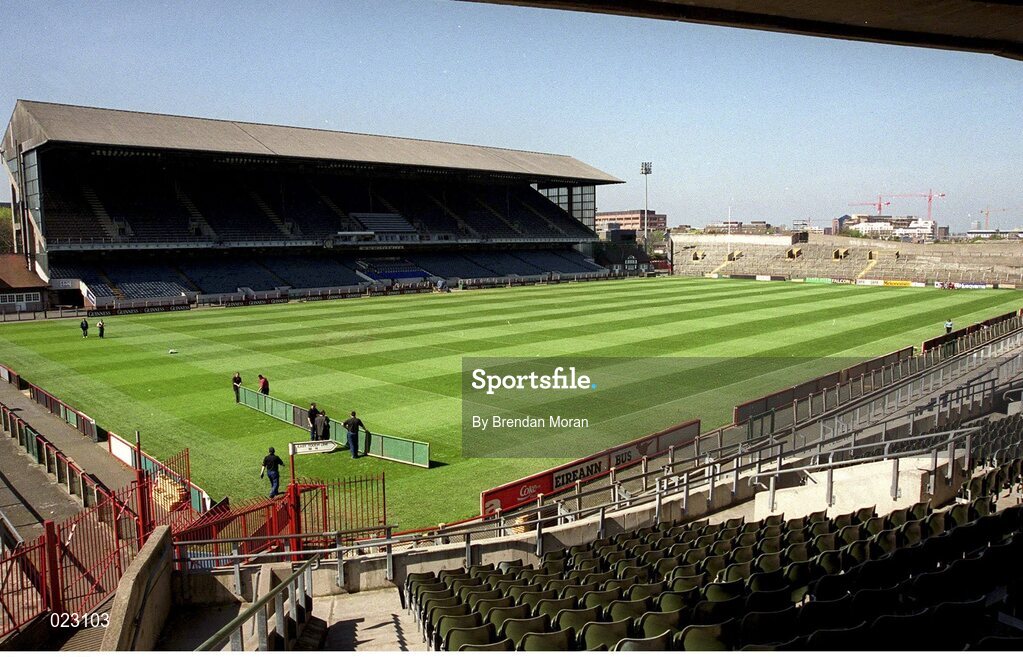 28 April 1999; Lansdowne Road Stadium, Dublin. Picture credit: Brendan Moran / SPORTSFILE