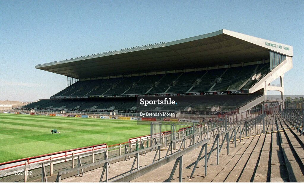 28 April 1999; Lansdowne Road Stadium, Dublin. Picture credit: Brendan Moran / SPORTSFILE