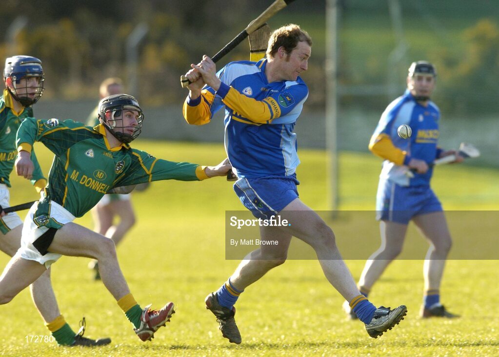 5 March 2005; Dermot Doran, Wicklow, in action against David Kirby, Meath. Allianz National Hurling League, Division 2B, Wicklow v Meath, Pearse Park, Arklow, Co. Wicklow. Picture credit; Matt Browne / SPORTSFILE