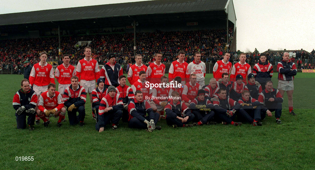 21 February 1999; The Éire Og team ahead of the AIB All-Ireland Senior Club Football Championship Semi-Final match between Crossmaglen Rangers and Éire Og at Páirc Tailteann in Navan, Meath. Photo by Brendan Moran/Sportsfile