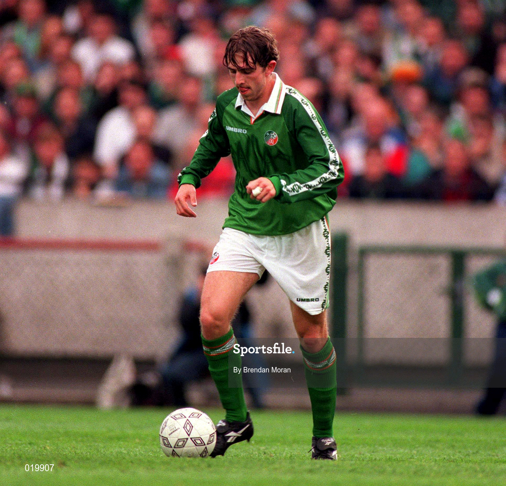 29 May 1996; Gareth Farrelly of Republic of Ireland during the international friendly match between Republic of Ireland and Portugal at Lansdowne Road in Dublin. Photo by Brendan Moran/Sportsfile