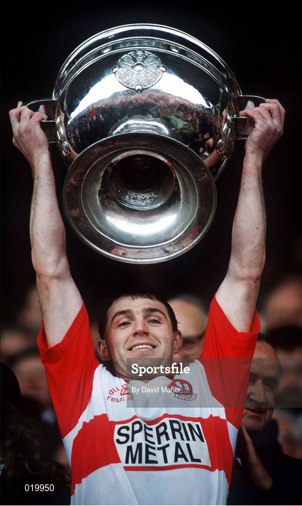 19 September 1993; Derry captain Henry Downey lifts the Sam Maguire Cup after defeating Cork in the All-Ireland Senior Football Championship match at Croke Park in Dublin. Photo by David Maher/Sportsfile