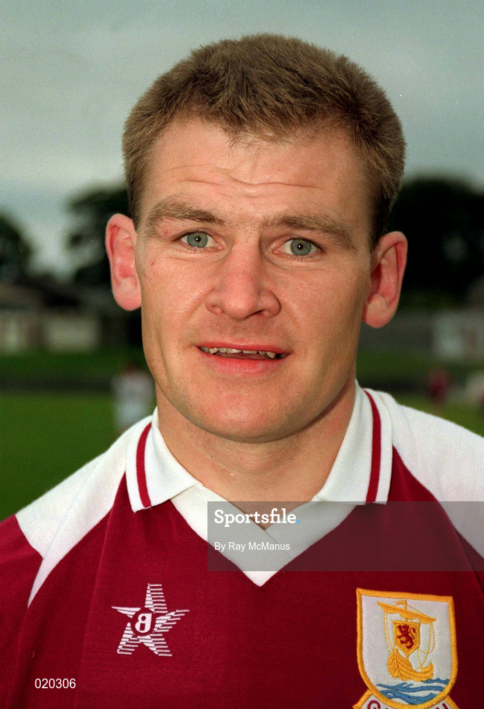 25 August 1993: Pete Finnerty of Galway in advance of the All-Ireland Senior Hurling Championship Final match against Kilkenny. Photo by Ray McManus/Sportsfile