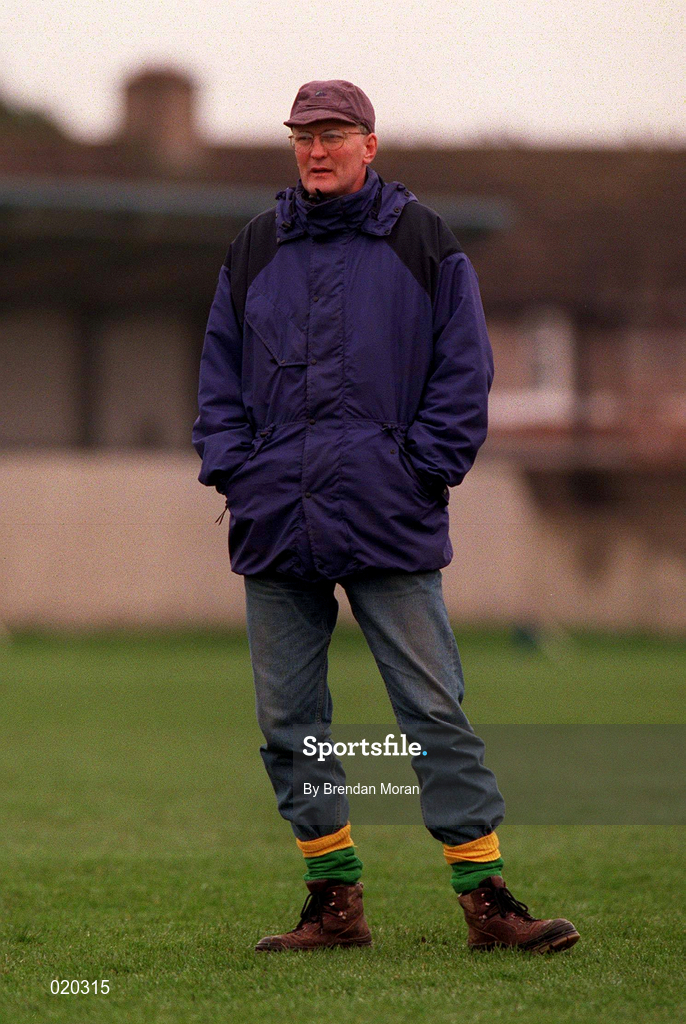 14 February 1999; Leitrim manager Peter McGinnity during the Church & General National Football League Division 1 match between Dublin and Leitrim at Parnell Park in Dublin. Photo by Brendan Moran/Sportsfile