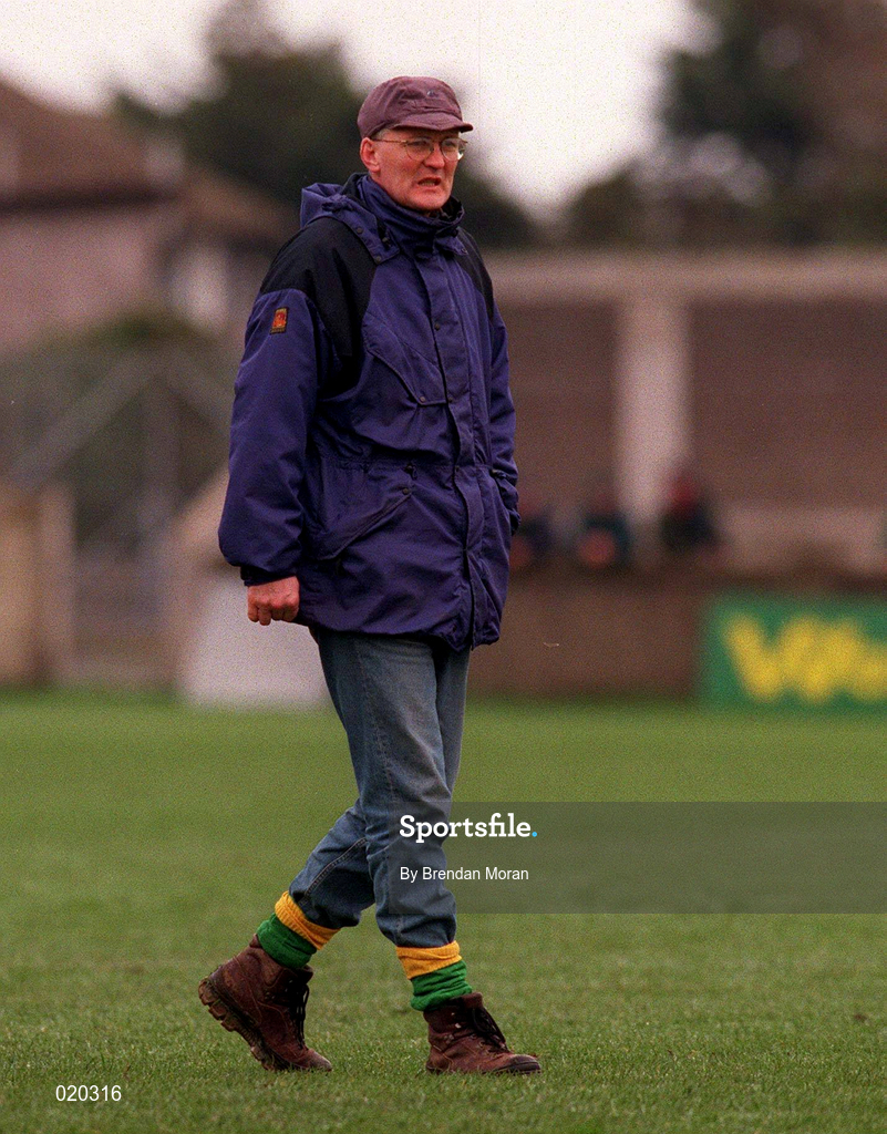 14 February 1999; Leitrim manager Peter McGinnity during the Church & General National Football League Division 1 match between Dublin and Leitrim at Parnell Park in Dublin. Photo by Brendan Moran/Sportsfile