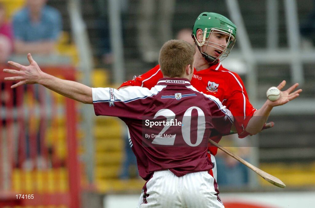24 April 2005; Kevin Hartnett, Cork, in action against Andrew Smyth, Galway. Allianz National Hurling League, Division 1, Round 3, Cork v Galway, Pairc Ui Chaoimh, Cork. Picture credit; David Maher / SPORTSFILE