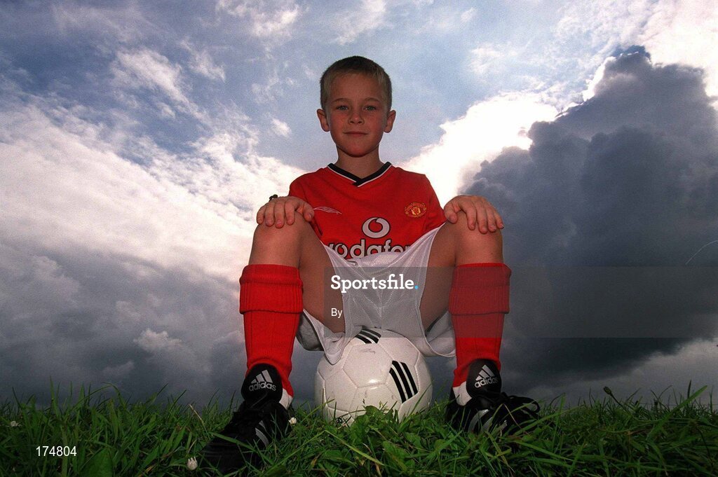 12 July 2002; Ross Murtagh. Soccer. Picture credit; David Maher / SPORTSFILE