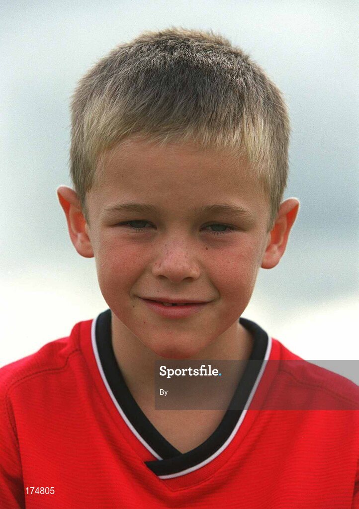 12 July 2002; Ross Murtagh. Soccer. Picture credit; David Maher / SPORTSFILE