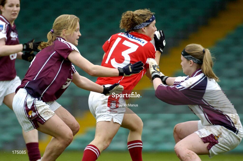 30 April 2005; Valerie Mulcahy, Cork, goes past the Galway full-back Ruth Stephens and goalkeeper Una Carroll to score the first goal. Suzuki Ladies National Football League, Division 1 Final, Cork v Galway, Gaelic Grounds, Limerick. Picture credit; Ray McManus / SPORTSFILE